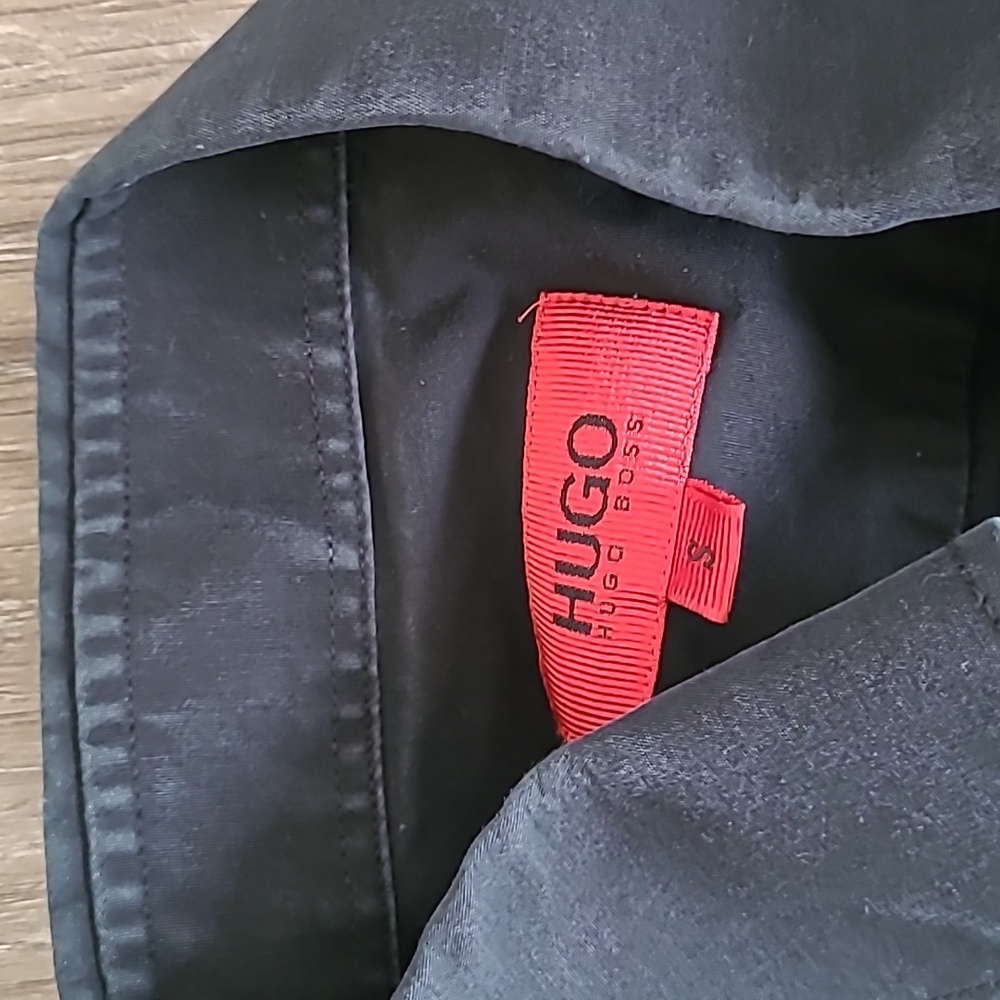 Hugo boss - Picture 2 of 3